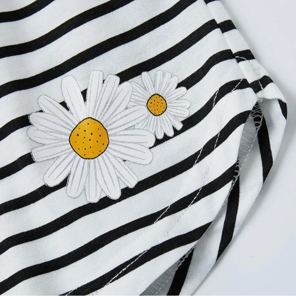 NEW Striped Daisy Kids Pajamas Set